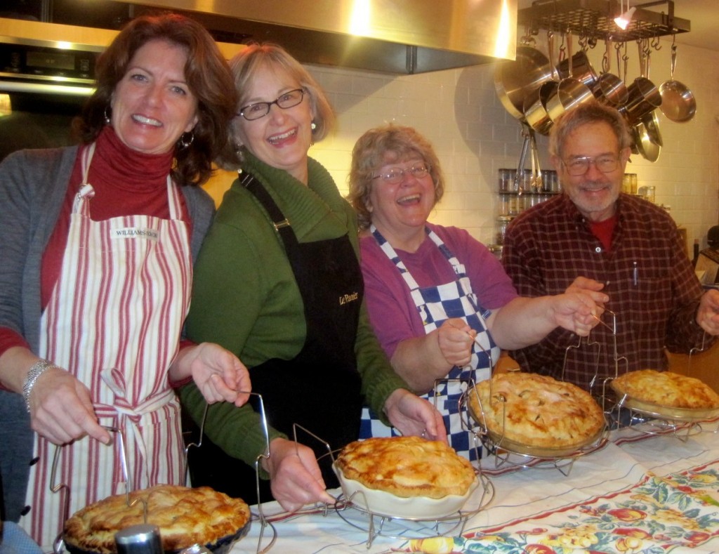 Sue Hopkins (3rd from left) at Art of the Pie Workshop